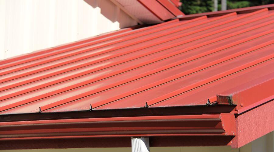 Professional New roof installation in Massena, IA